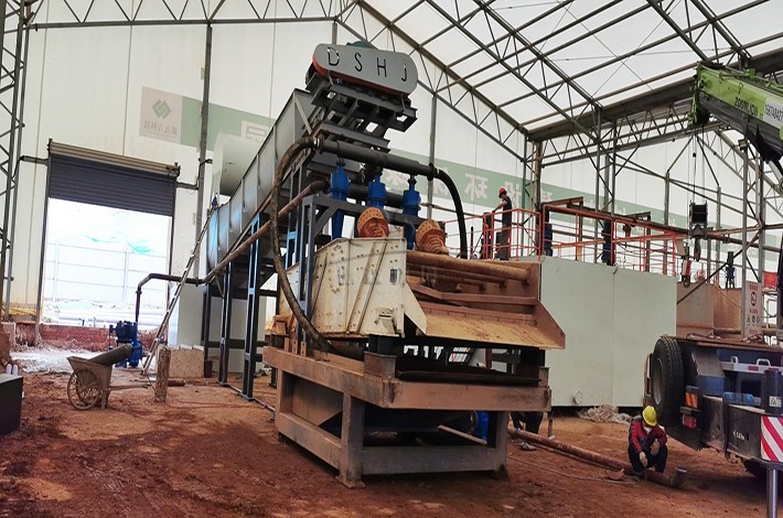 土壤修復(fù)現(xiàn)場(chǎng) 土壤修復(fù)現(xiàn)場(chǎng)