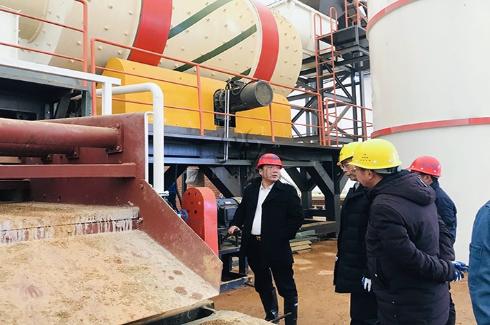 土壤修復(fù)技術(shù)設(shè)備施工現(xiàn)場(chǎng) 土壤修復(fù)技術(shù)設(shè)備施工現(xiàn)場(chǎng)