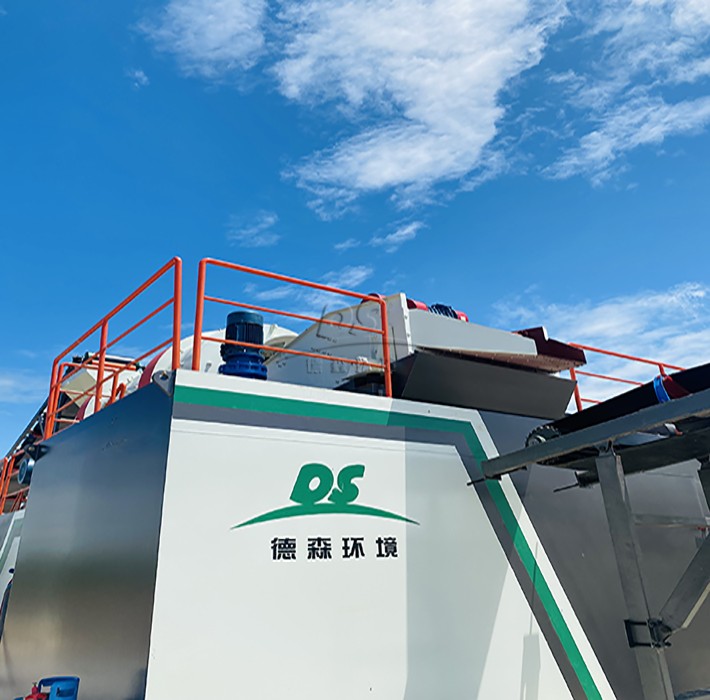 撬裝式土壤淋洗設備運行現(xiàn)場 撬裝式土壤淋洗設備運行現(xiàn)場