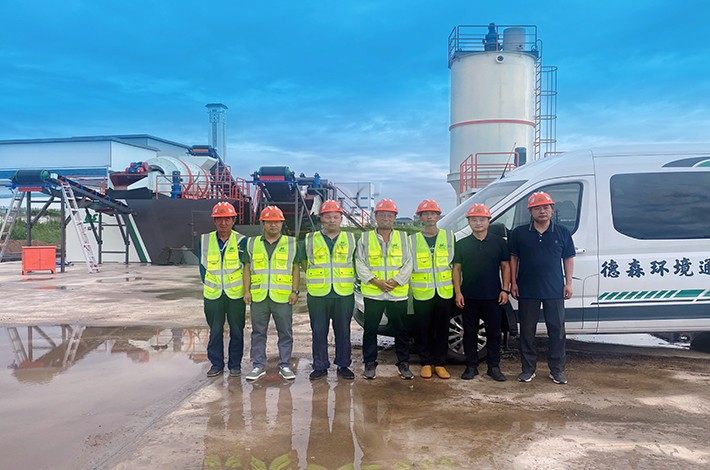 山東某土壤修復(fù)現(xiàn)場(chǎng) 山東某土壤修復(fù)現(xiàn)場(chǎng)